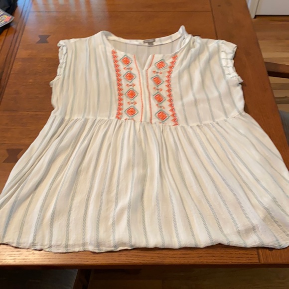 Falls Creek Tops - Falls Creek Southwestern embroidered top